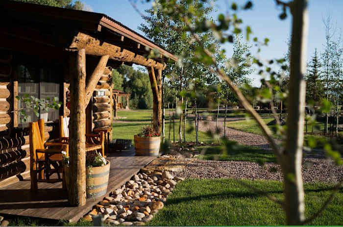 Magee_Cabin_Exterior_Wood